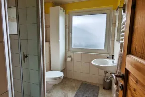 Modern apartment in Fahrenkrug - Image 3