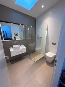Luxury 8 Berth Chalet - suitable for x2 families - Image 4
