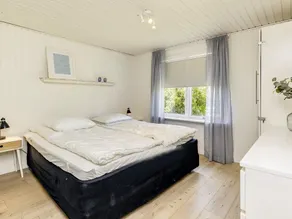 7 Person Holiday Home in Hals - Image 3