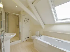 St. Aubyn Cottage, NOSS MAYO - Image 3