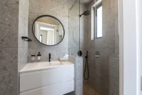 Chris Le Mare Gold Luxury Villa - Image 5