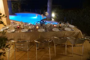 Nea Villa, för 11 personer, pool, panoramaterrass, 70 meter från stranden!! - Image 2
