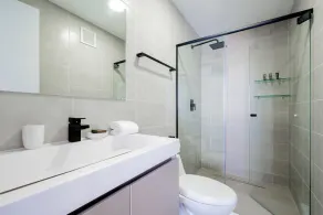 w* | Pleasant 1BR in San Francisco - Image 5