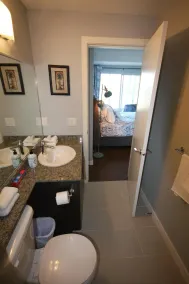 Outstanding 32nd floor Stunning unubstructed views 2bedroom den sleeps 5 parking - Image 4
