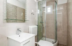 Nice home in Drage with outdoor swimming pool - Image 2