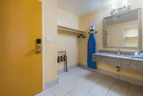 Equality Inn - Image 3