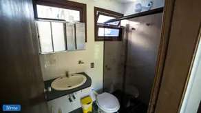 Ground floor chalet 230 meters from Enseada Beach and 3 minutes from the sand. - Image 2