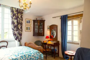Le Luc manor house, 30 minutes from the beaches of the Landes region, with private heated swimming pool. - Image 5