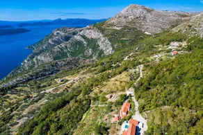 Cozy Coastal Retreat in Dubravica - Image 2