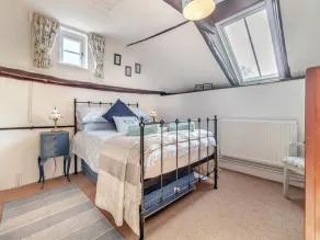 2 bed cottage, perfect for friends, family & pet friendly - in village location - Image 5