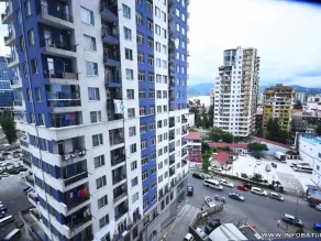 Apartstudio in center with Queen - Image 3
