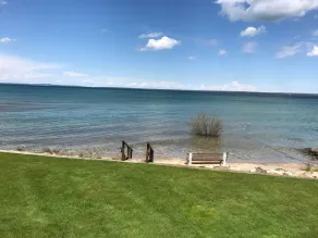 Straits of Mackinaw log Cabin. Spectacular views of Mackinac Island! Kayaks incl - Image 2