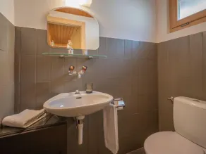 Chalet Phipalo by Interhome - Image 5