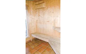 Amazing Home In Ljungsarp With Sauna - Image 3