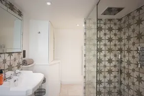 Old baker's apartment with Lyme Regis on your doorstep - Image 3