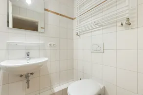 App. Wellness - Zentrale Stadtwohnung für 4 Personen mit Terrasse und Wellnessbereich - Image 5