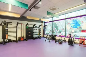 Superior 2 Bed 2 Bath Apt with Parking and Gym - Image 4