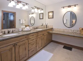 Renovated Ski-in/Ski-Out Condo | Great Location | Hot Tub & Pool - Image 4