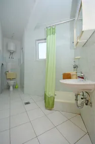 Apartment and Rooms Ivana - Image 3
