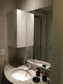 Furnished apartment for rent for short-term stays, accommodating up to 6 people. - Image 2