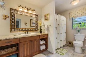 Maison familiale spacieuse ~ Superbes vues panoramiques sur l'océan et piscine privée chauffée! - Image 2