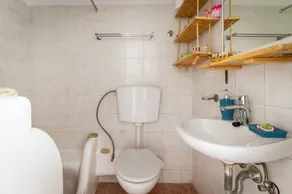 Maison de vacances 'Apano Vrysi Tinos 3' avec terrasse partagée, Wi-Fi et climatisation - Image 3
