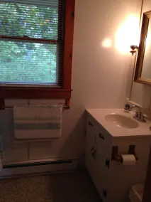 Peaceful, Oceanfront Retreat, Sleeps 6, Semi-Private Sandy Swim Area - Image 5