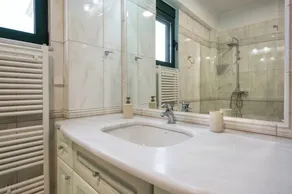 Lithea Estate Collection - Image 3