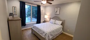 Beautiful lakeside family or corporate retreat with pool, hot tub, and  more! - Image 5