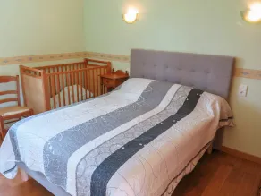 Skøn privat feriebolig for 6 gæster med WIFI, privat pool, TV og terrasse - Image 3