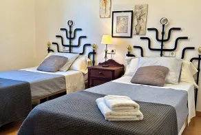 Fritstående finca, privat pool, panoramaudsigt, Internet, beliggende i udkanten af ​​landsbyen - Image 4