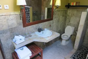 6 Bedrom Pool Vila Nice & Suitable for Family - Image 3