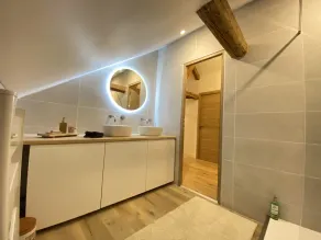 Superb Duplex 8/10 pers 5ch 3sdb 1 balcony 150M2 cocooning in the heart of Queyras - Image 2
