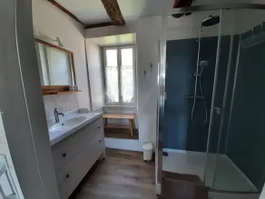 Large house, sleeps 12, shared pool. - Image 3