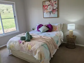 Firetail Cottage in the secluded Capertee Valley - Image 2