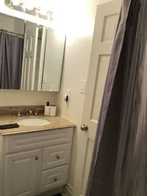 Beautifully Renovated DuPont Circle Studio - Image 4