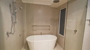 TEMOANA in Agnes Water - house in town with swimming pool - Image 3