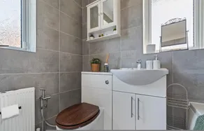 Comfortable 3-Bed House in Leeds by 53 Degrees Property, Sleeps 5 with Parking & Garden! - Image 2