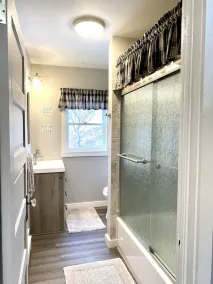 Cozy Country Cottage - Image 4