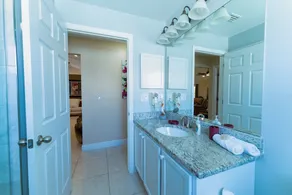 \"Matlacha Island Entrance: Stunning and Beautiful Home in Cape Coral FL Oasis\" - Image 5