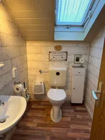 Rolig beliggende lejlighed (80sqm) i Altmühltal med balkon og legeområde - Image 2