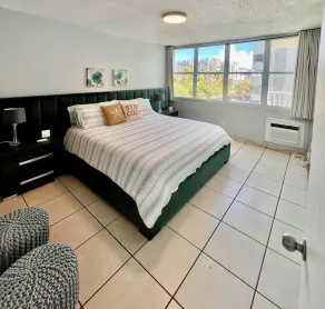 Isla Verde - Across the street from Hotel SJ! walking distance to the beach - Image 5