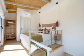 Three bedroom duplex with terrace and pool - Image 4