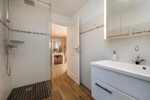 Pure Baltic Sea exhilaration, because this vacation apartment is only 30m from the sea. - Image 4