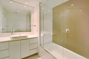 21 étages au-dessus de l'hôtel Hilton - 2 chambres - Image 4