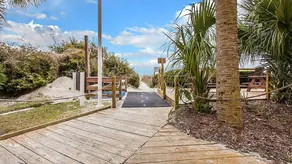 Shore Crest To Bedroom Vacation Villas - Image 5
