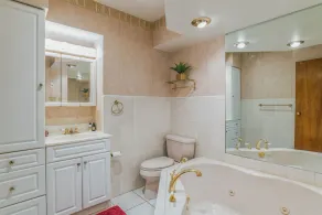 Sidney Lodging 3 Bedroom Home - Image 3