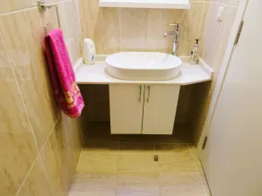 Villa with pool - centrally located - Image 5