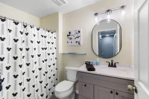 Enchanted Island Villa - 5 miles from Disney, Newly Renovated, Resort Community - Image 4
