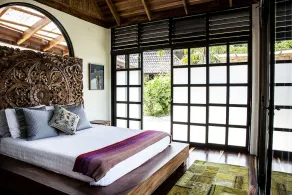 Exquise villa de style balinais avec vue imprenable, piscine privée chauffée et jardin - Image 4